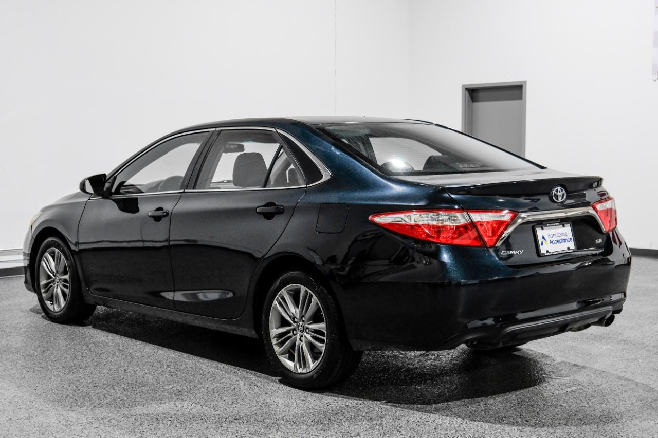Toyota Camry 4dr Sdn I4 Auto SE (Natl) *Ltd Avail* 2015