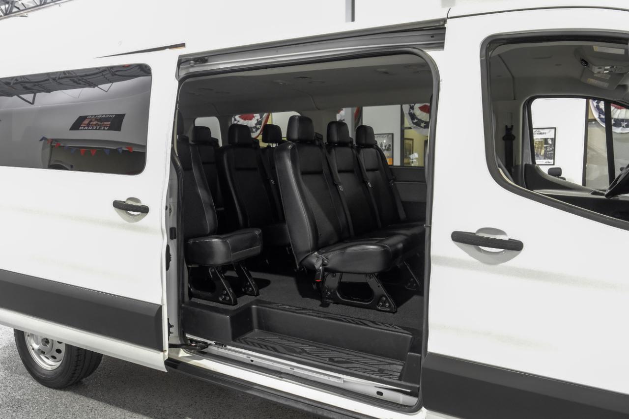 Ford Transit Passenger Wagon T-350 148" Low Roof XLT AWD 2022