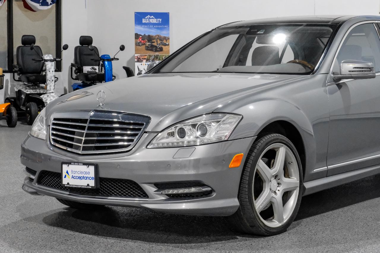 Mercedes-Benz S-Class 4dr Sdn S 550 RWD 2011