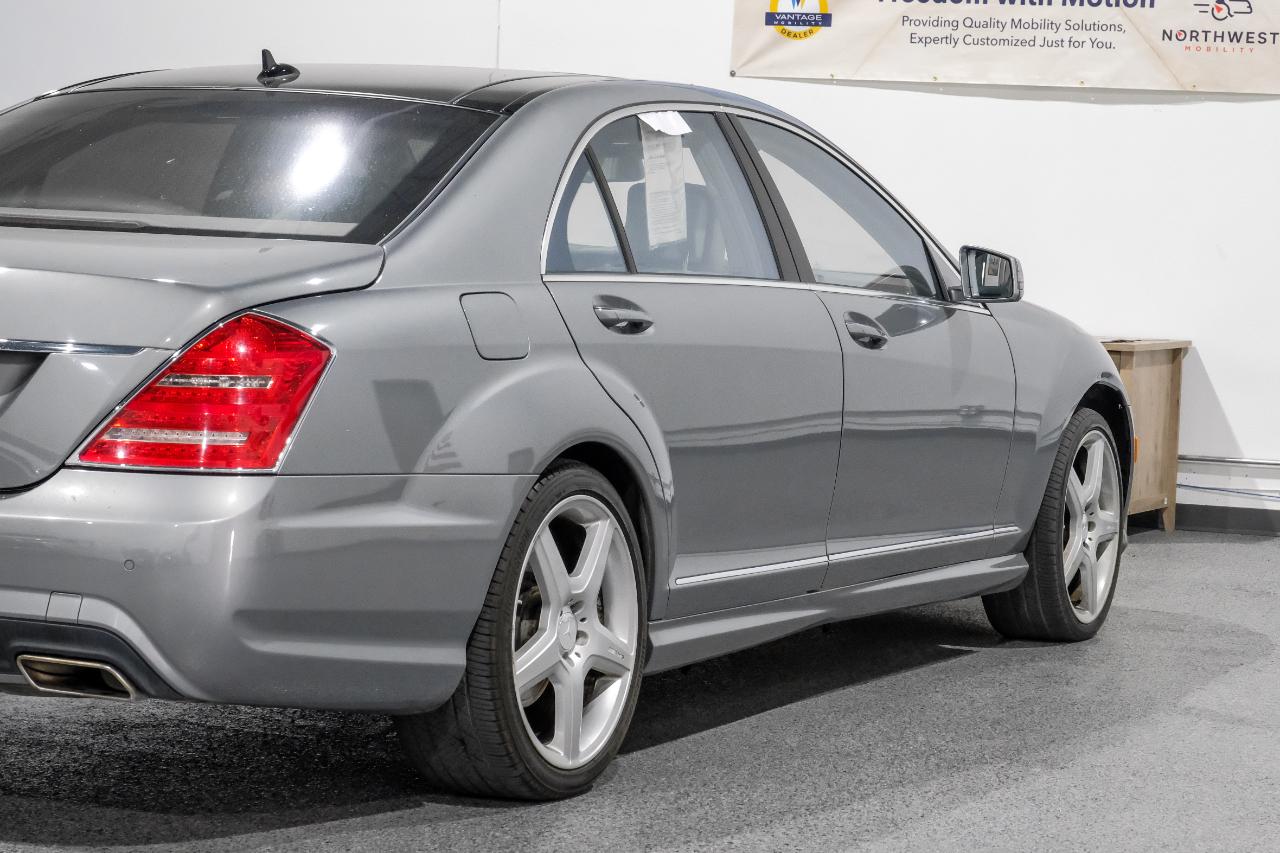 Mercedes-Benz S-Class 4dr Sdn S 550 RWD 2011