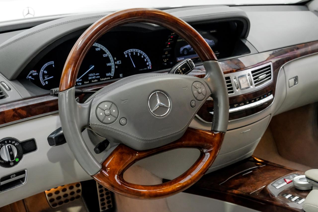Mercedes-Benz S-Class 4dr Sdn S 550 RWD 2011