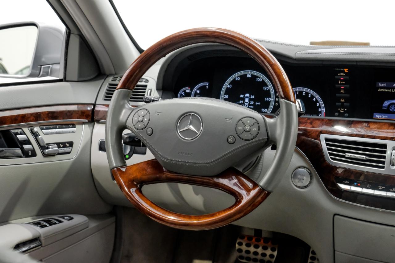 Mercedes-Benz S-Class 4dr Sdn S 550 RWD 2011