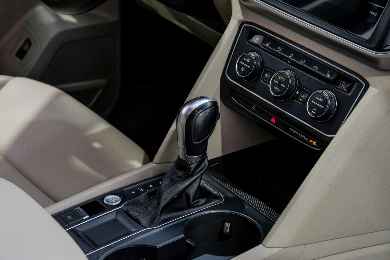 Volkswagen Atlas 3.6L V6 SE w/Technology FWD 2019