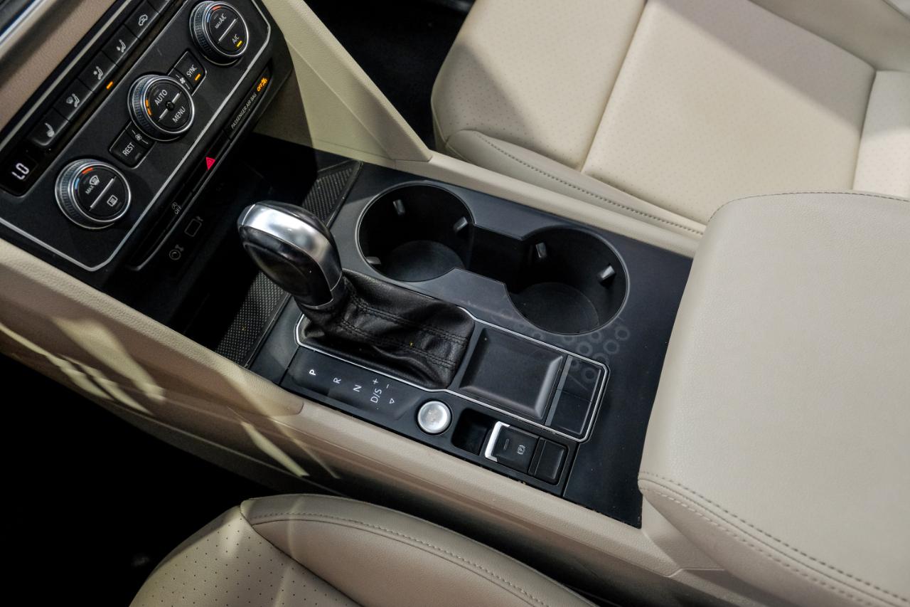 Volkswagen Atlas 3.6L V6 SE w/Technology FWD 2019