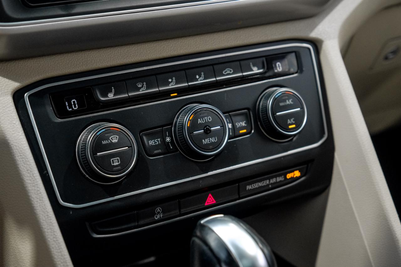 Volkswagen Atlas 3.6L V6 SE w/Technology FWD 2019