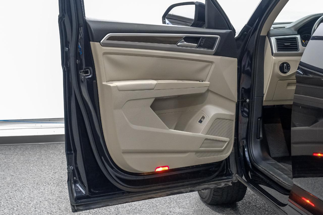 Volkswagen Atlas 3.6L V6 SE w/Technology FWD 2019