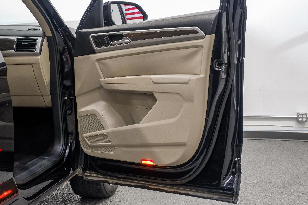 Volkswagen Atlas 3.6L V6 SE w/Technology FWD 2019
