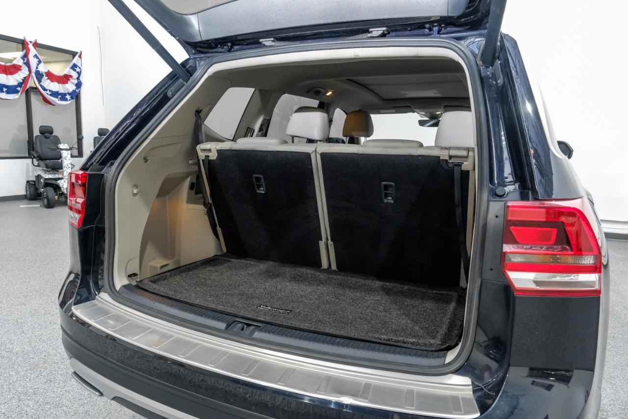 Volkswagen Atlas 3.6L V6 SE w/Technology FWD 2019