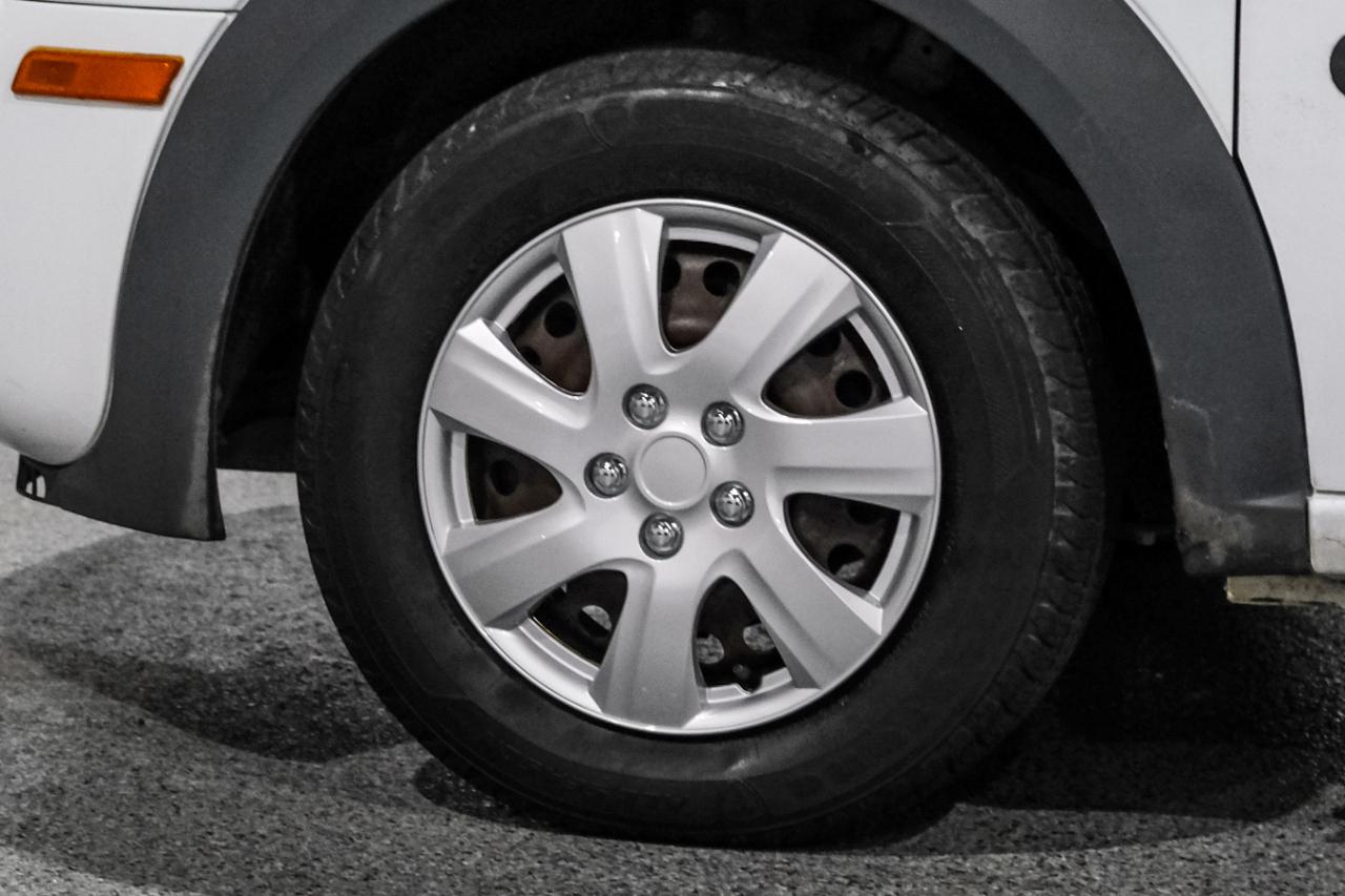 Ford Transit Connect 114.6" XLT w/o side or rear door glass 2013