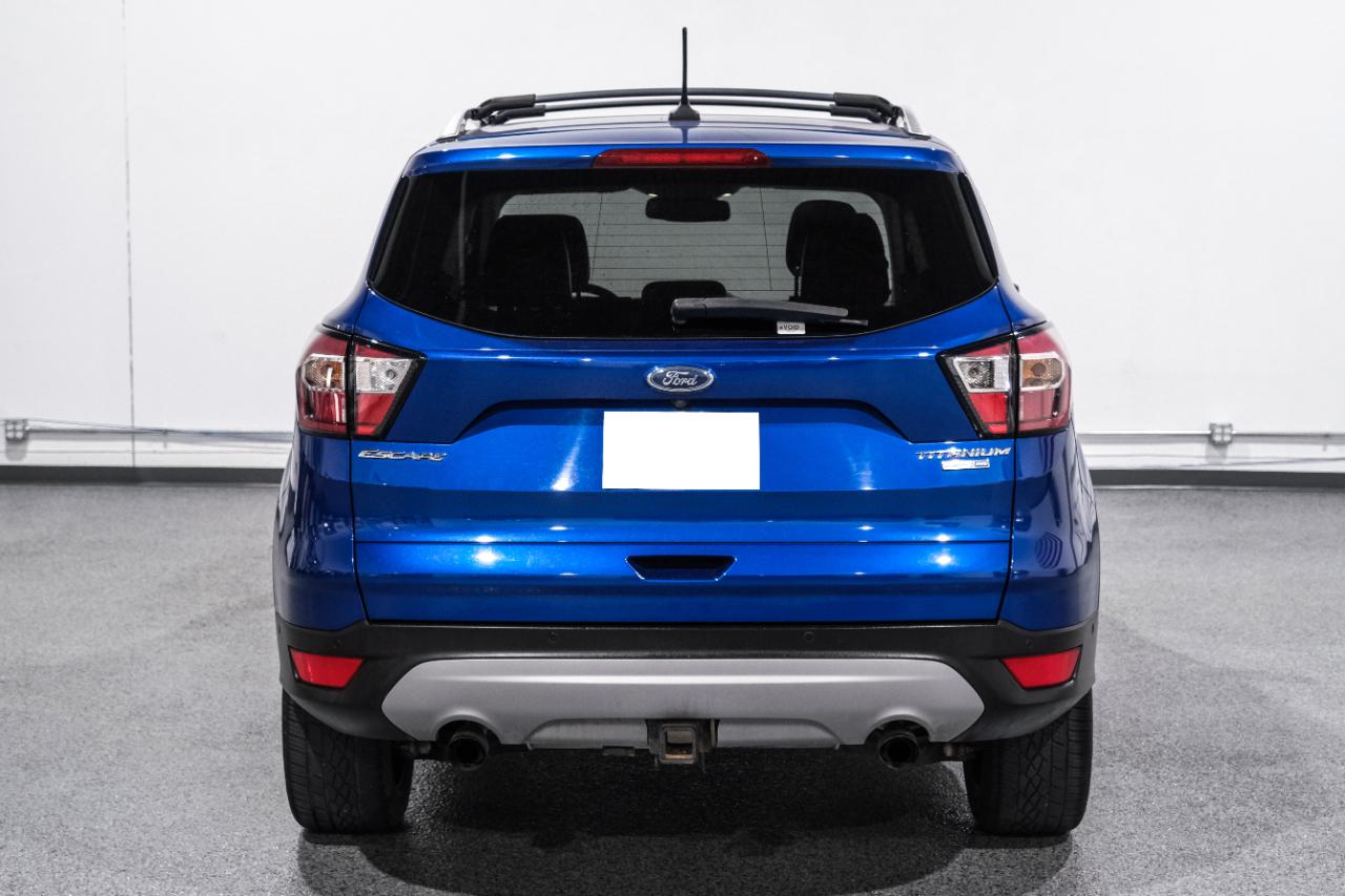 Ford Escape Titanium 4WD 2018