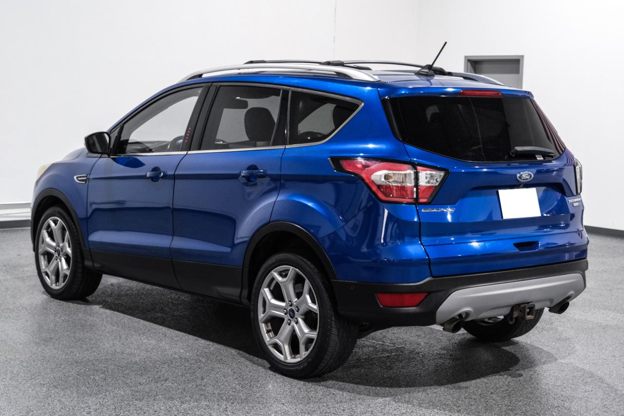 Ford Escape Titanium 4WD 2018