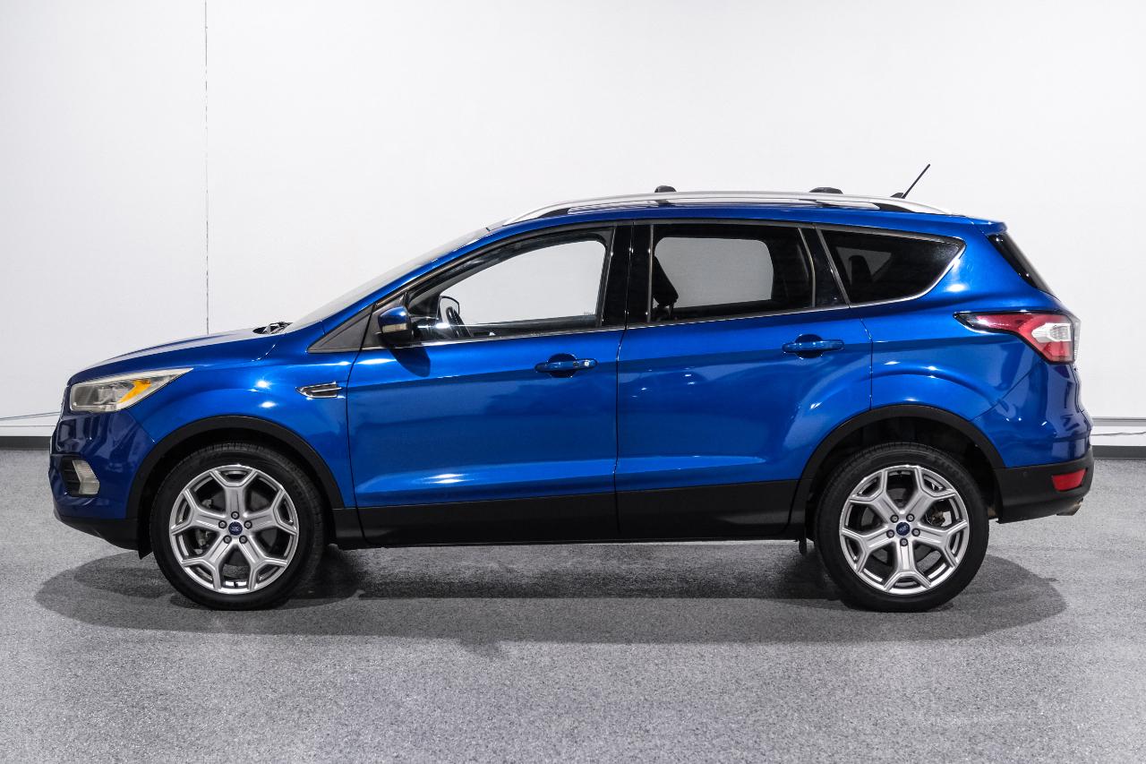 Ford Escape Titanium 4WD 2018