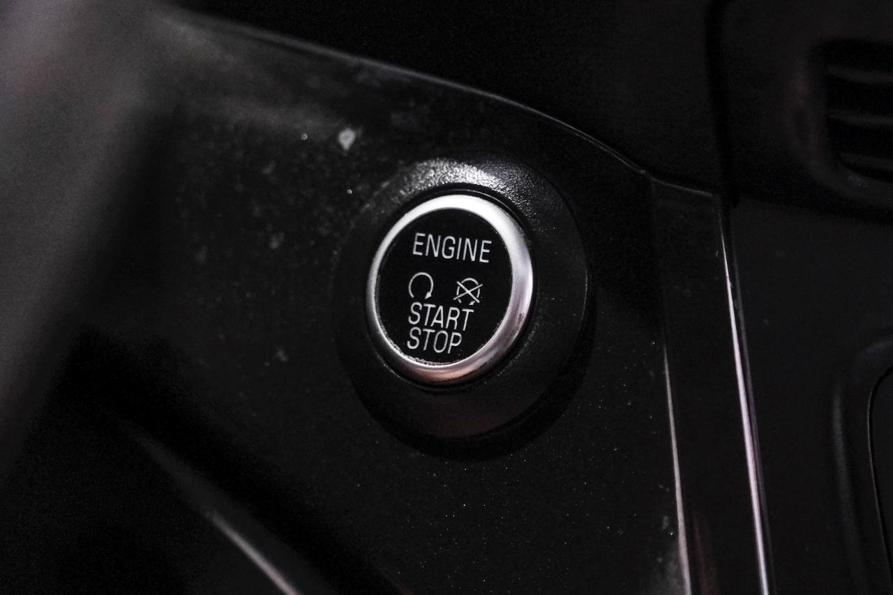 Ford Escape Titanium 4WD 2018