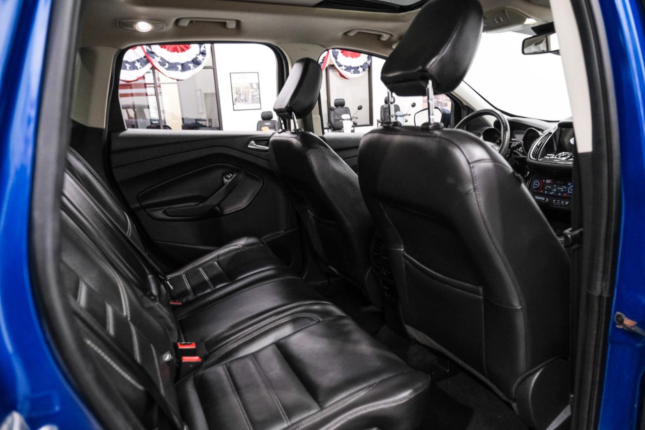 Ford Escape Titanium 4WD 2018
