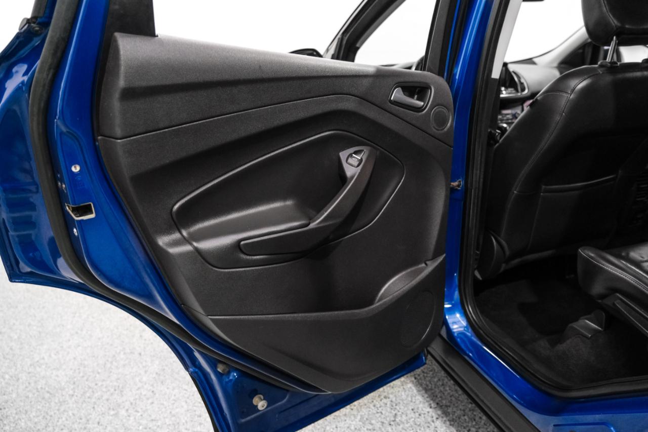 Ford Escape Titanium 4WD 2018