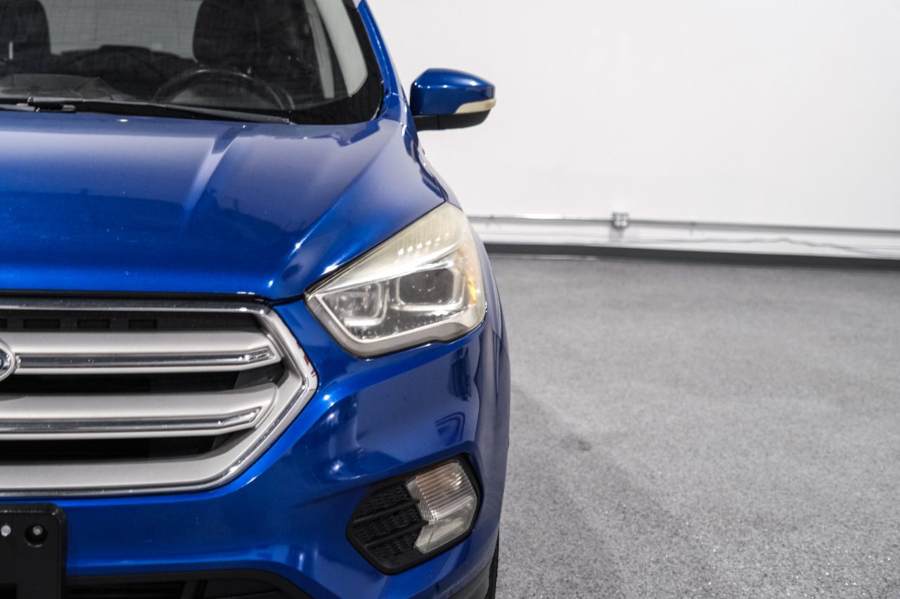 Ford Escape Titanium 4WD 2018