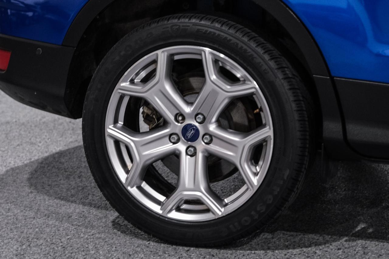Ford Escape Titanium 4WD 2018