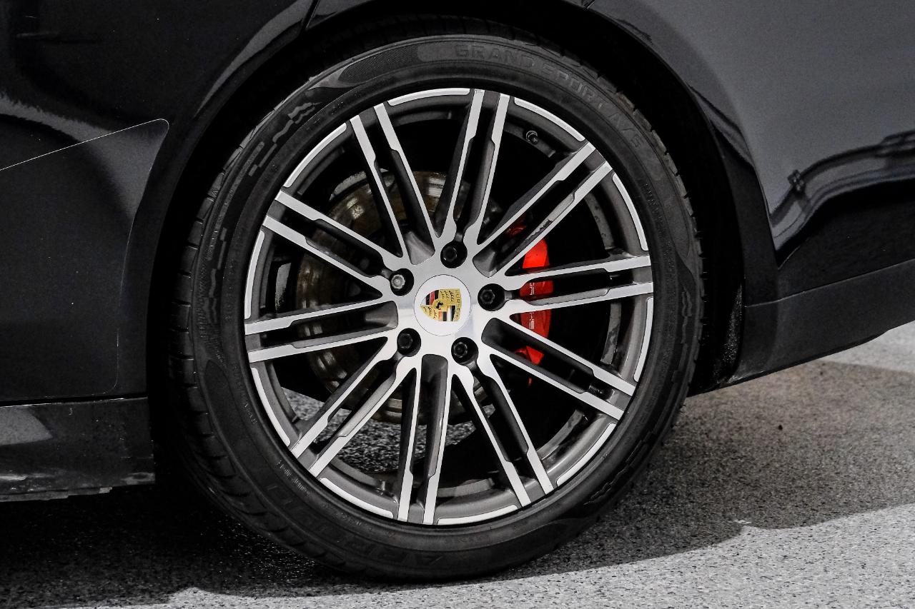 Porsche Panamera 4dr HB 4 2015