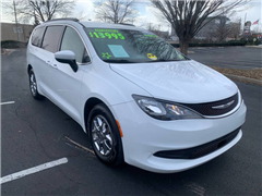 2021 Chrysler Voyager 