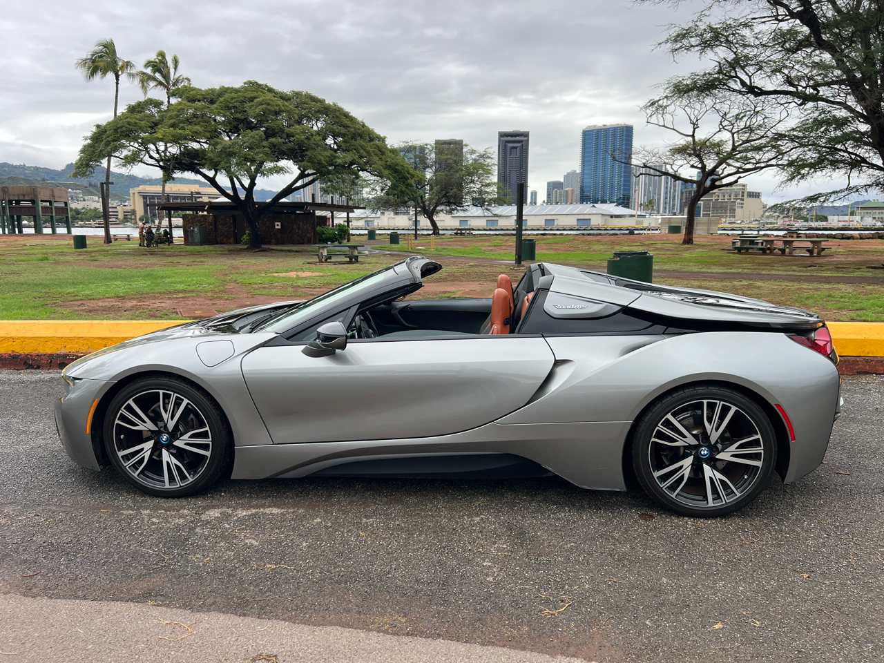 BMW i8 2D Roadster 2019