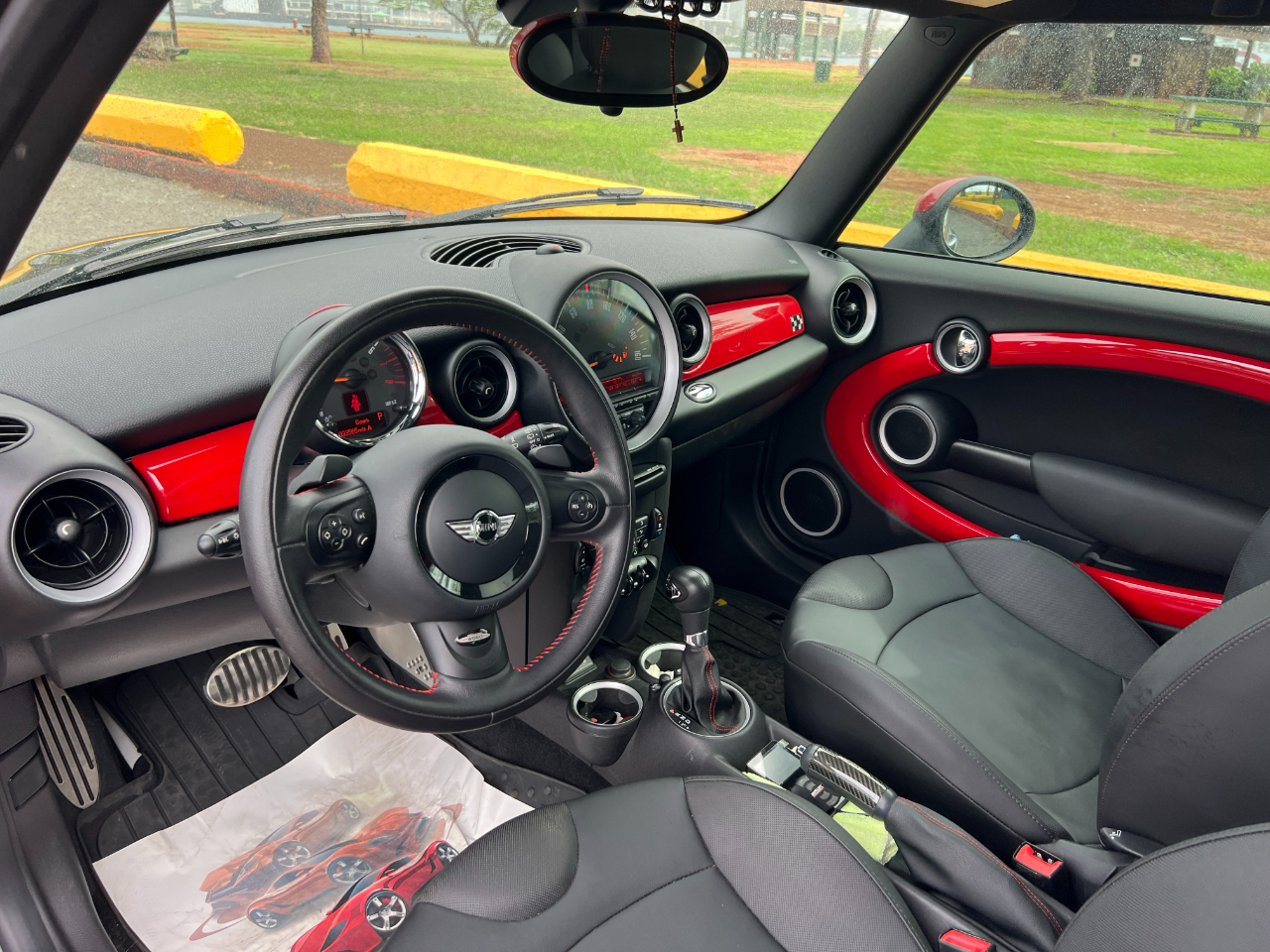 MINI Cooper John Cooper Works 2013