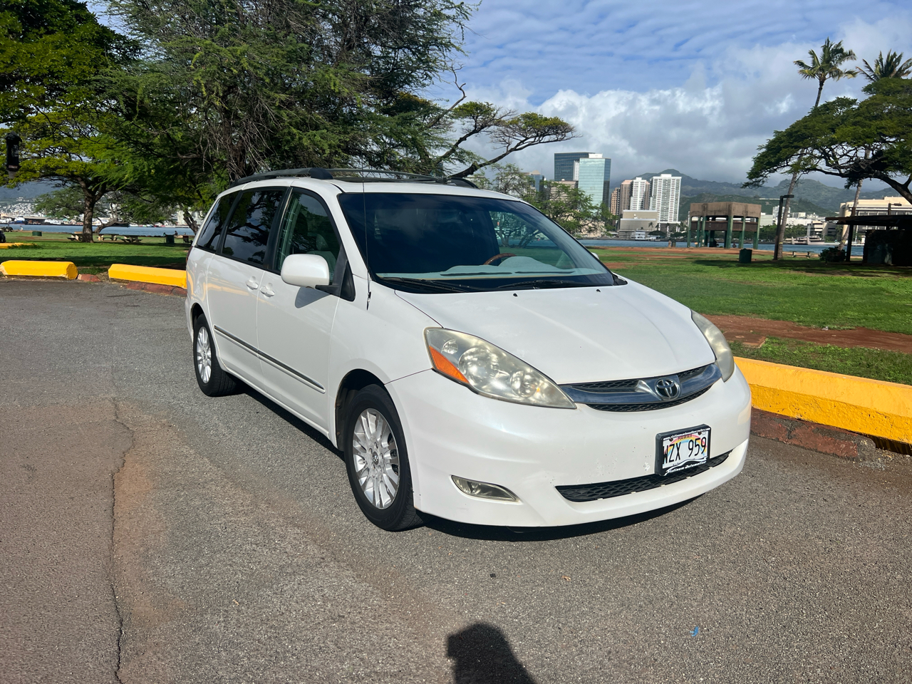 Toyota Sienna XLE Limited FWD 2008