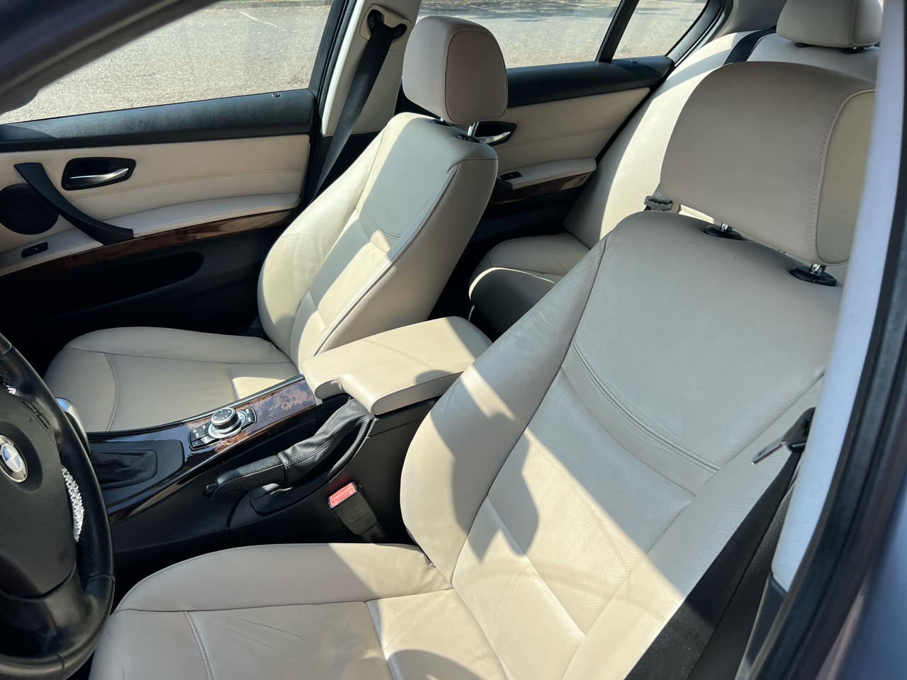 BMW 3-Series 328i SA SULEV 2011