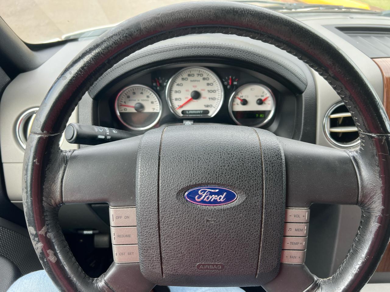 Ford F-150 2WD SuperCrew 145" Lariat 2004