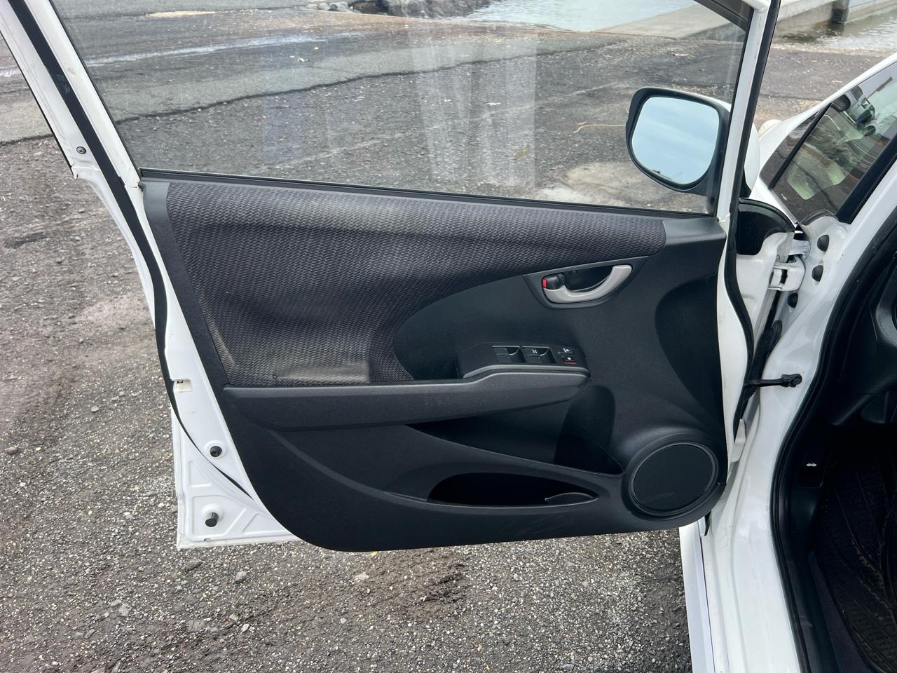 Honda Fit Sport 5-Speed AT 2012