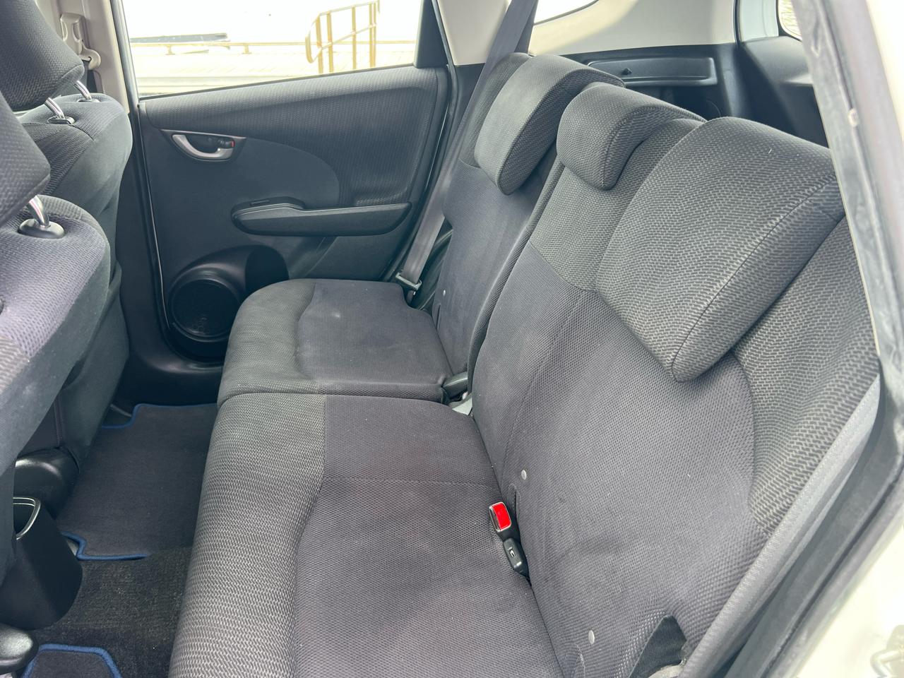 Honda Fit Sport 5-Speed AT 2012