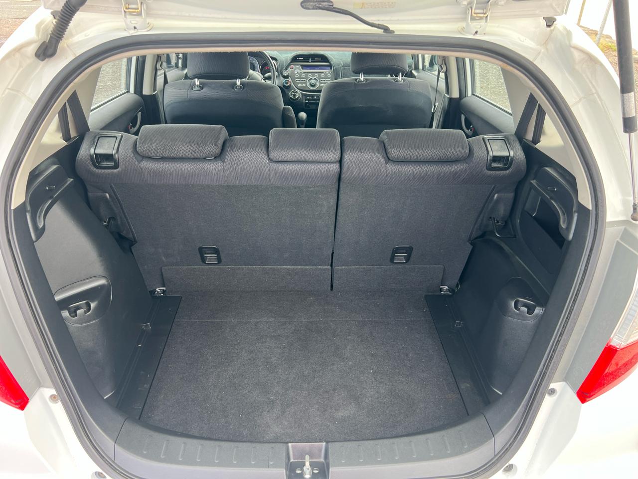 Honda Fit Sport 5-Speed AT 2012