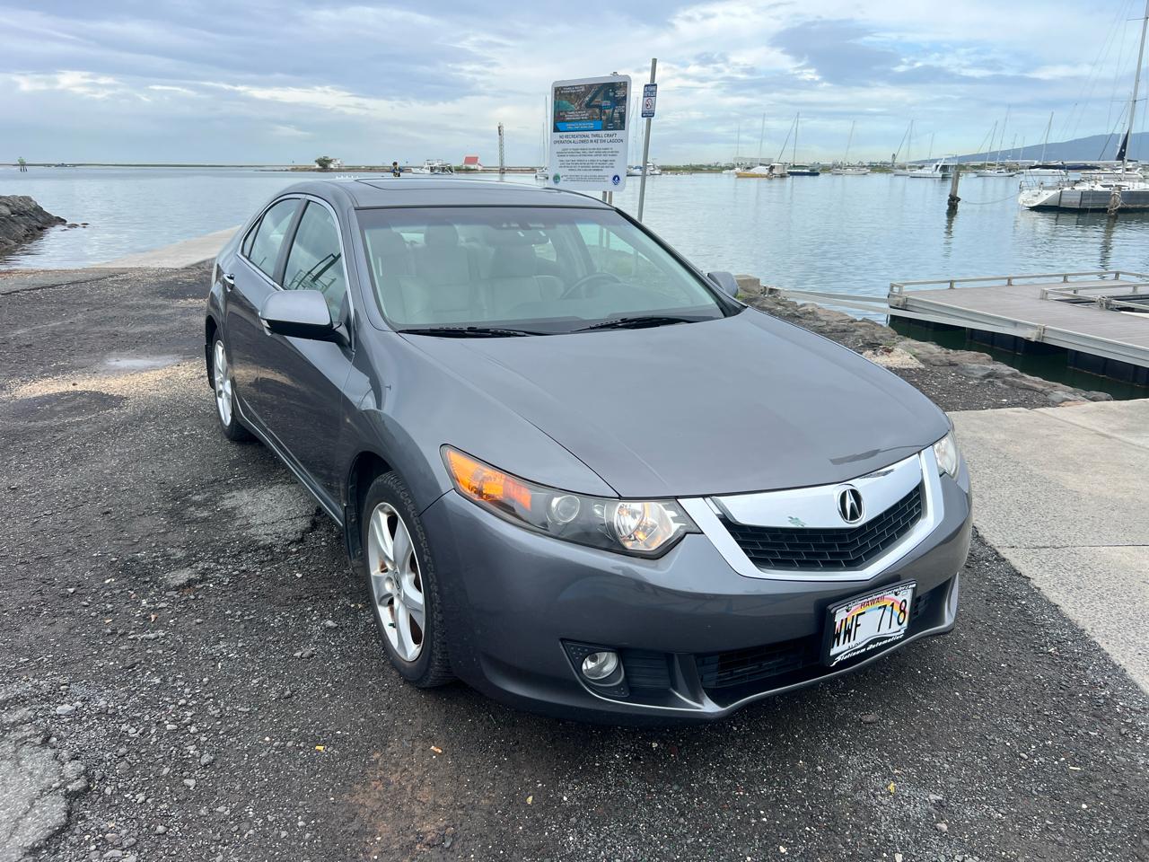 Acura TSX 5-speed AT 2010