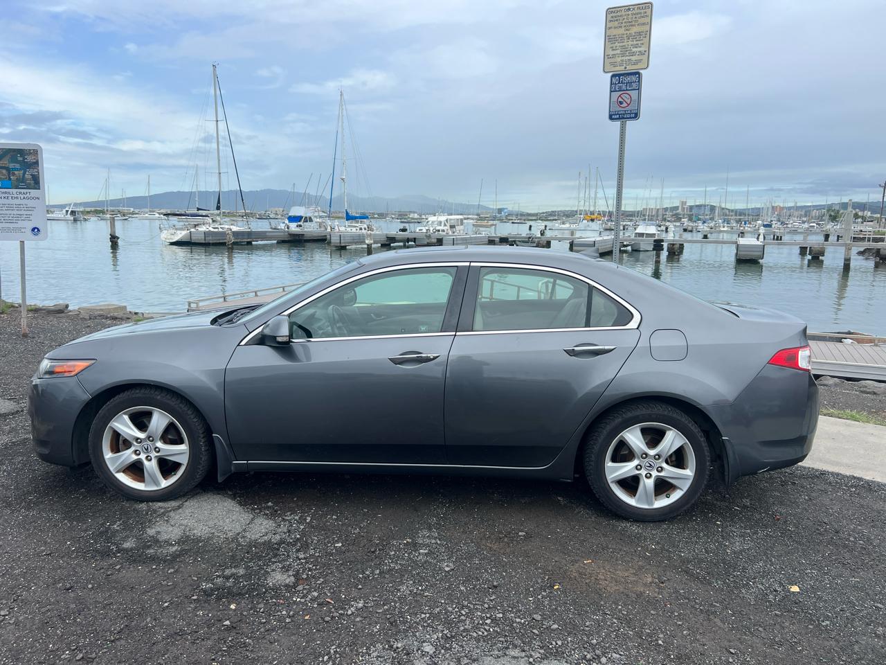 Acura TSX 5-speed AT 2010
