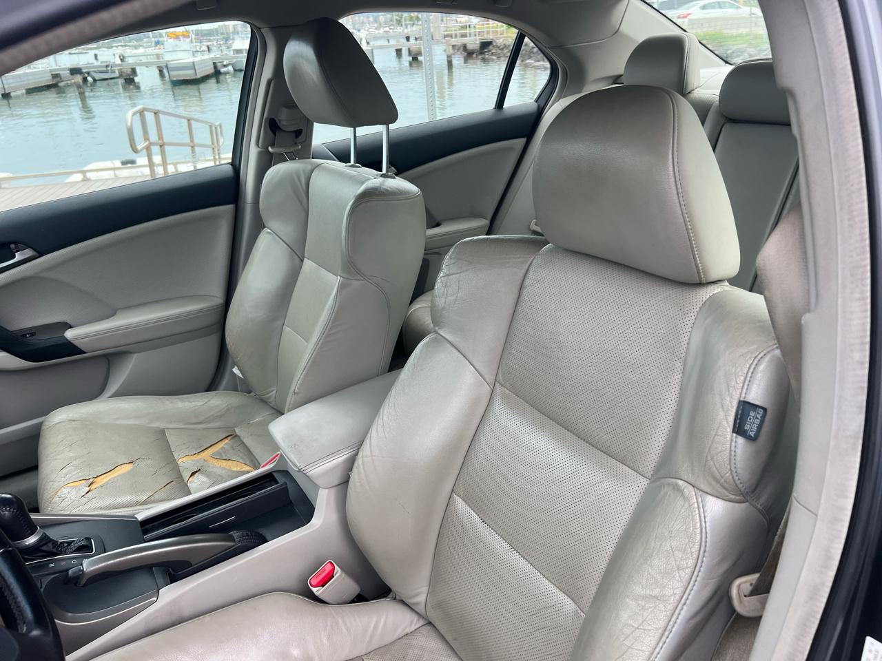 Acura TSX 5-speed AT 2010