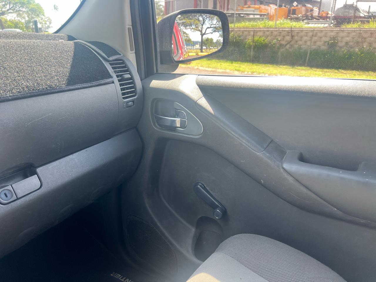 Nissan Frontier S King Cab 5MT 2WD 2014