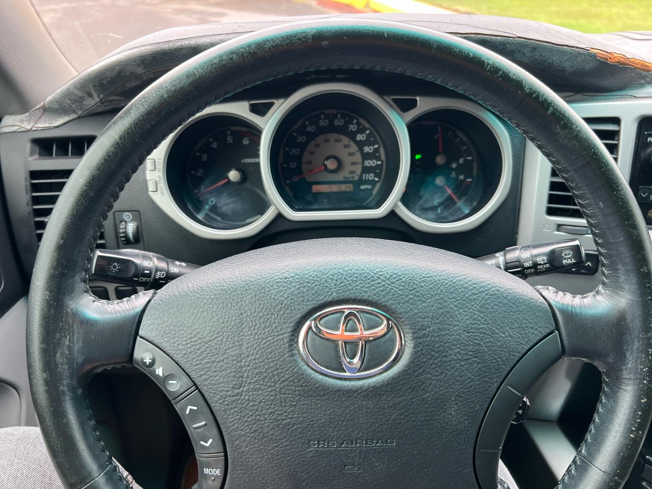 Toyota 4Runner SR5 2WD 2003