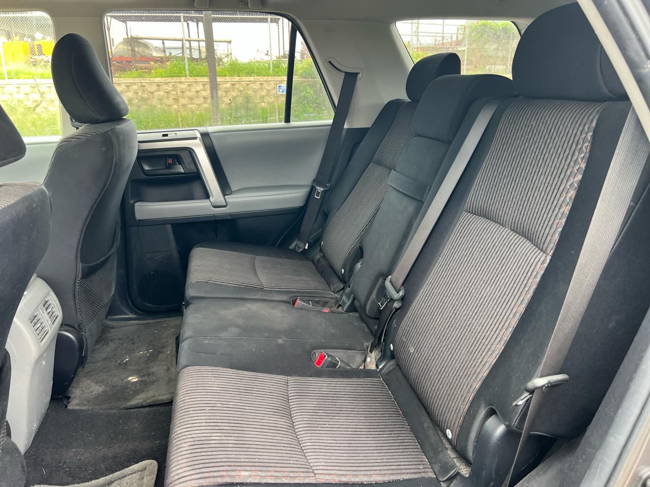 Toyota 4Runner SR5 4WD 2012