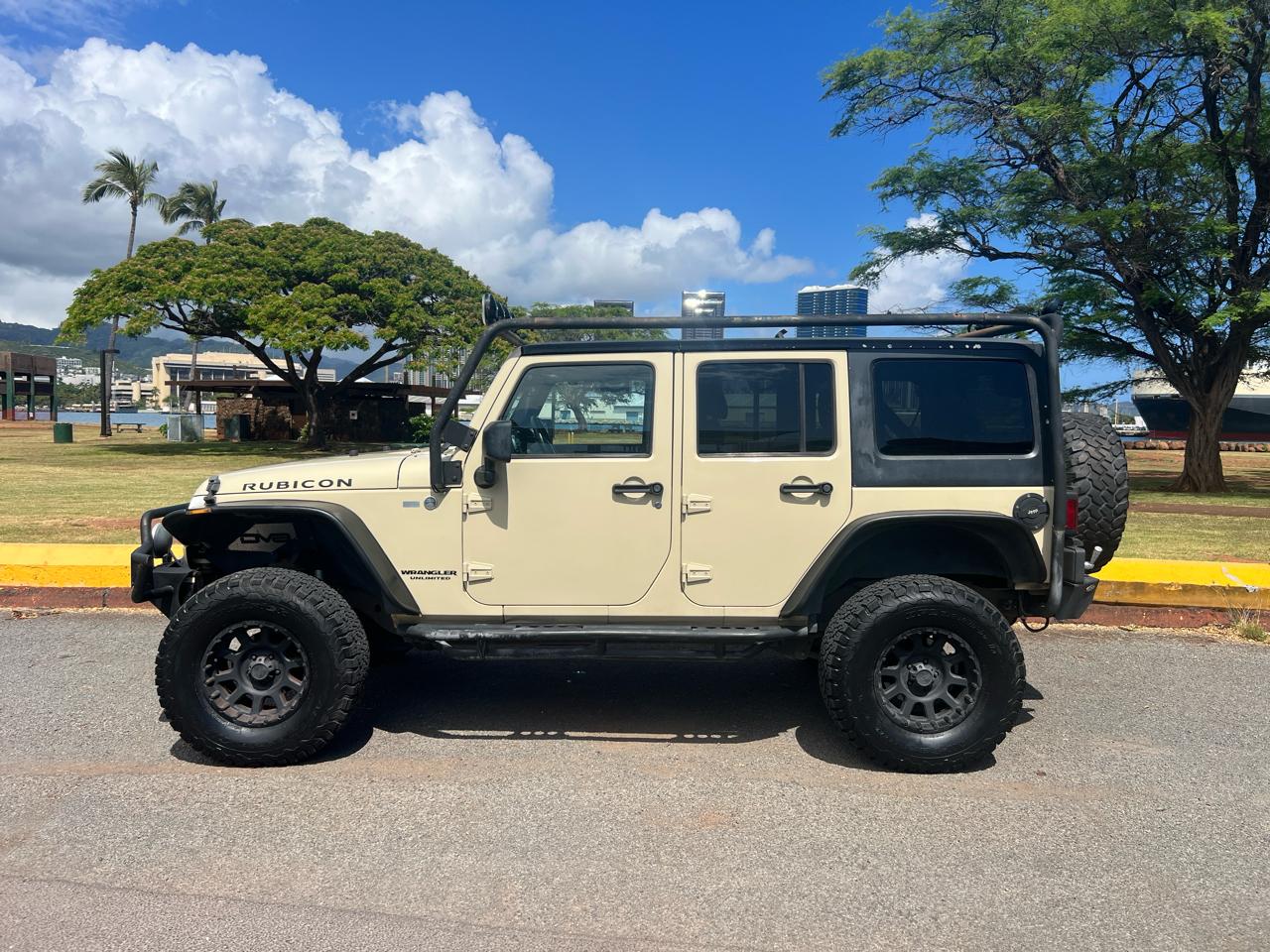 Jeep Wrangler Unlimited Rubicon 4WD 2011