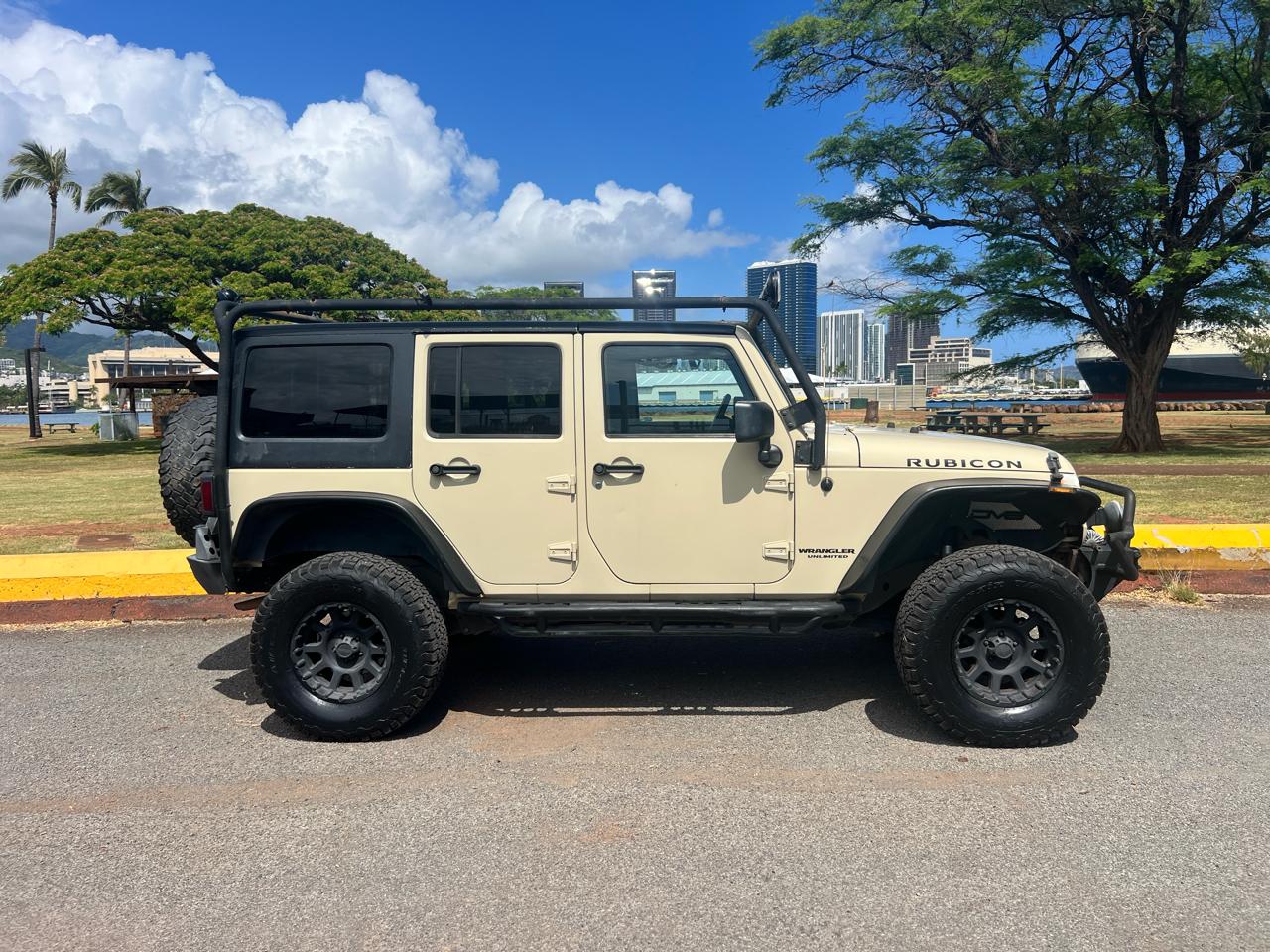 Jeep Wrangler Unlimited Rubicon 4WD 2011