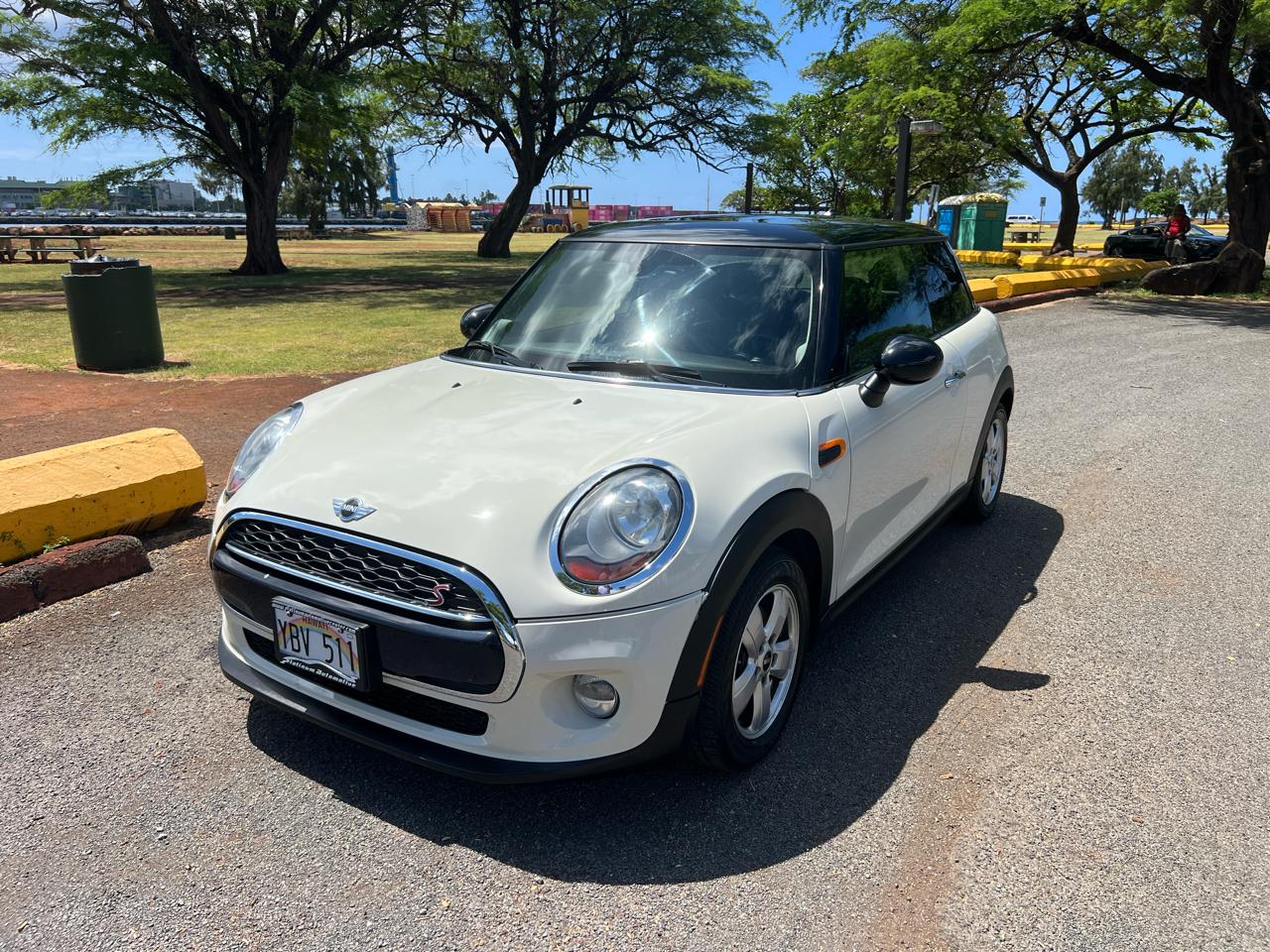 MINI Cooper Base 2015