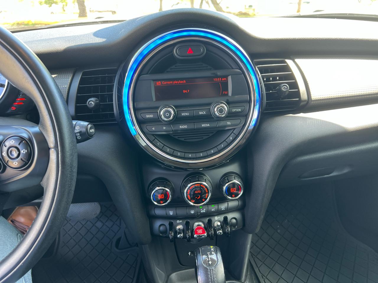 MINI Cooper Base 2015