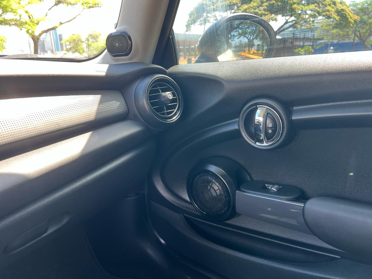 MINI Cooper Base 2015