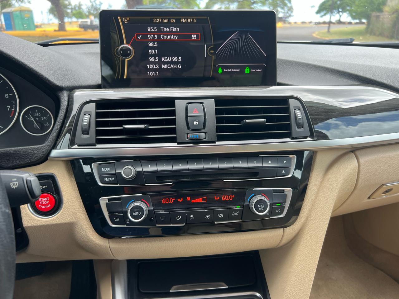 BMW 3-Series 320i Sedan 2014