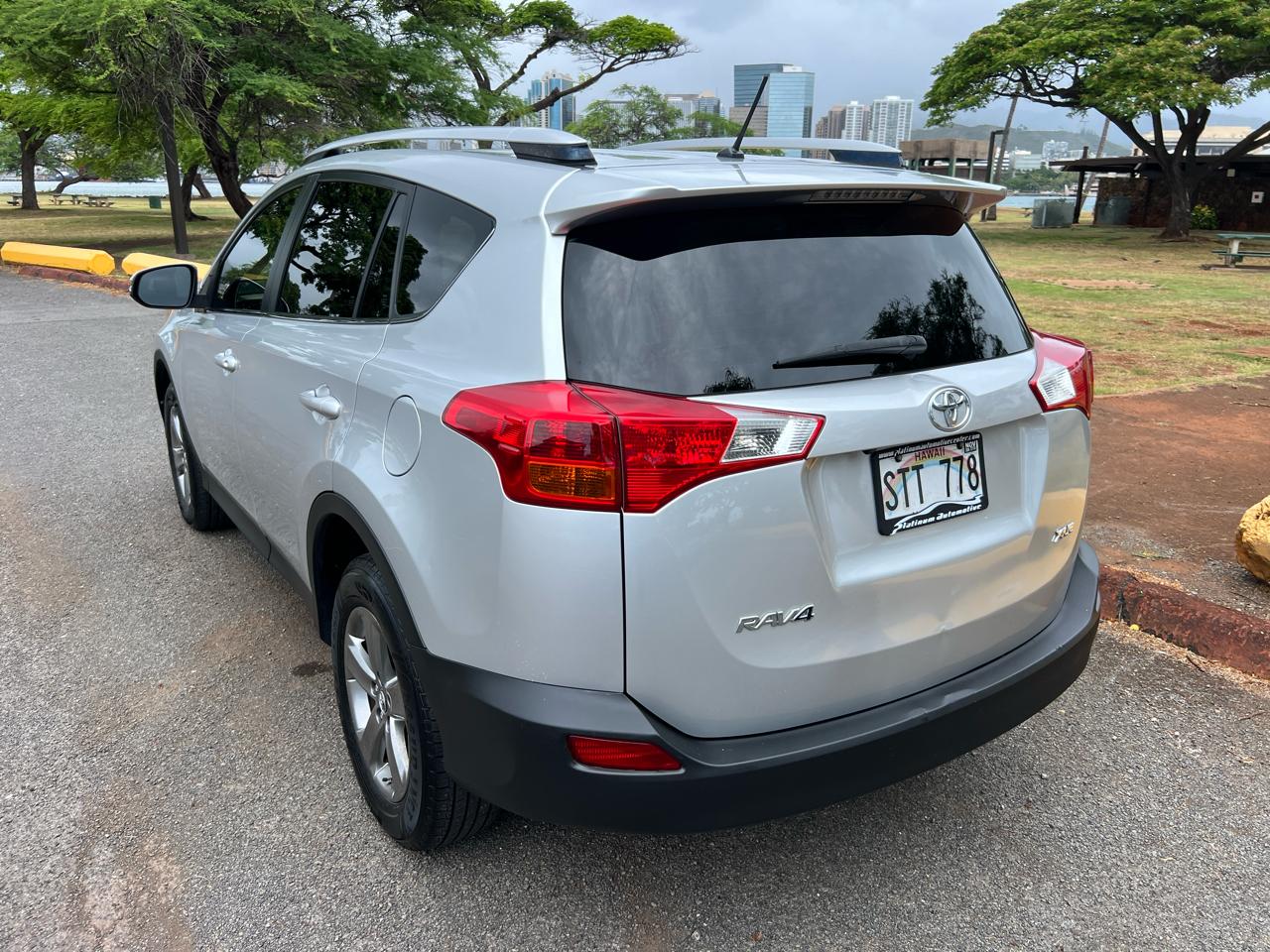 Toyota RAV4 XLE FWD 2015