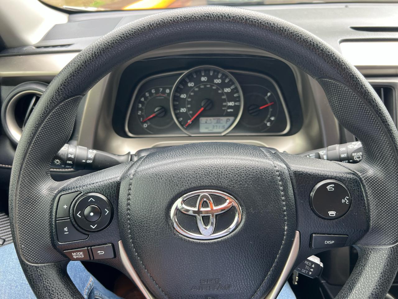 Toyota RAV4 XLE FWD 2015