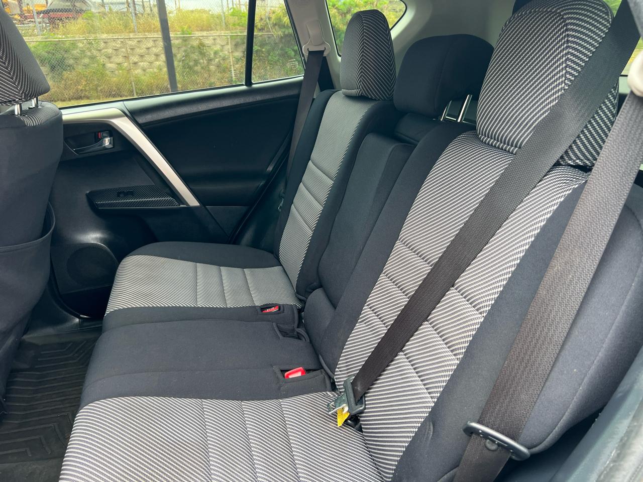 Toyota RAV4 XLE FWD 2015