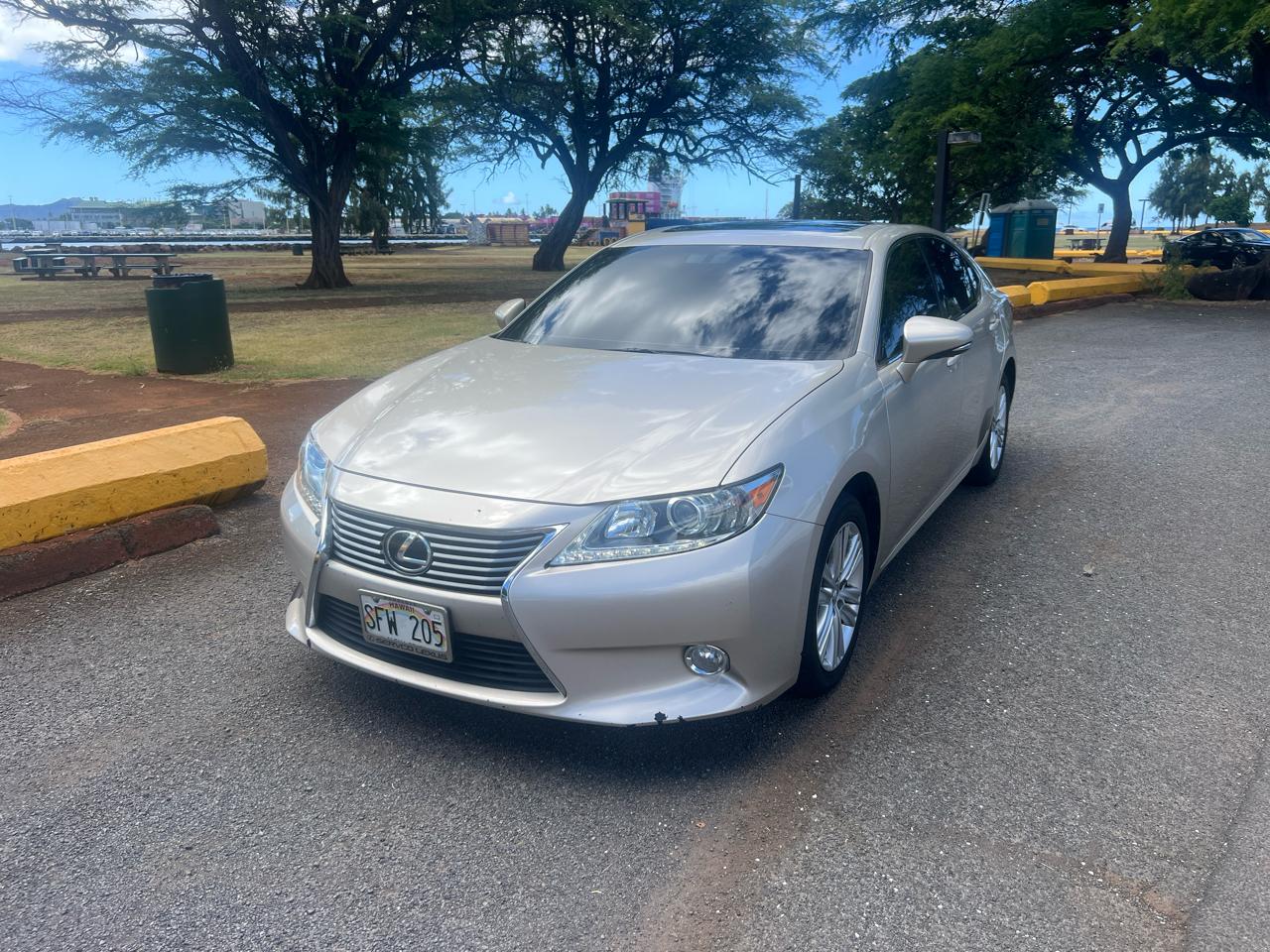 Lexus ES 350 Sedan 2014