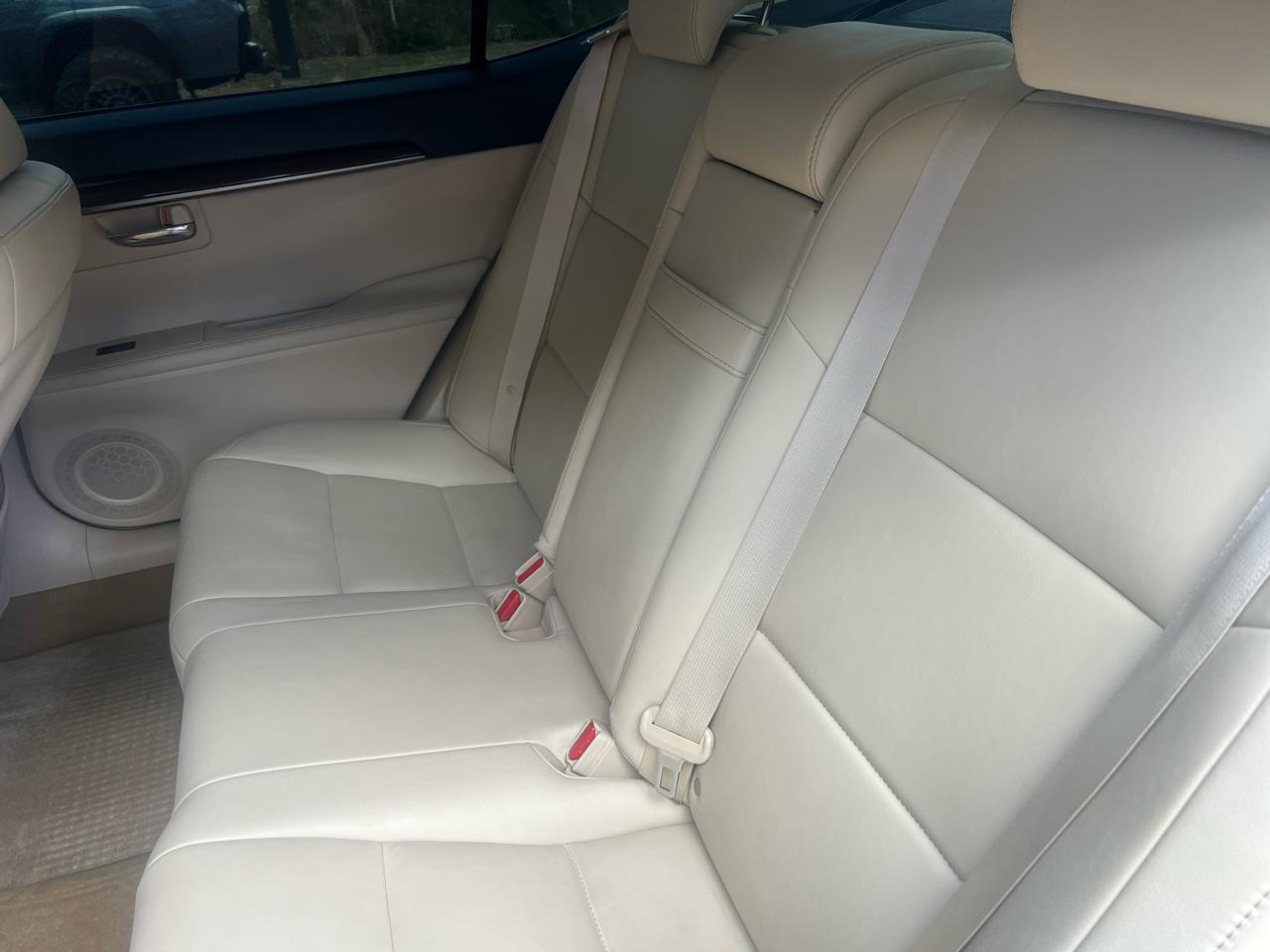 Lexus ES 350 Sedan 2014