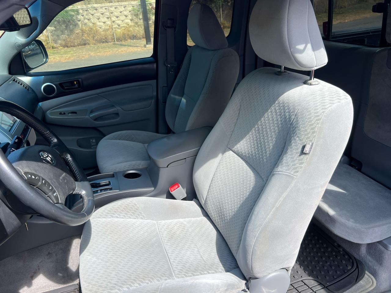 Toyota Tacoma Access Cab 2WD 2010