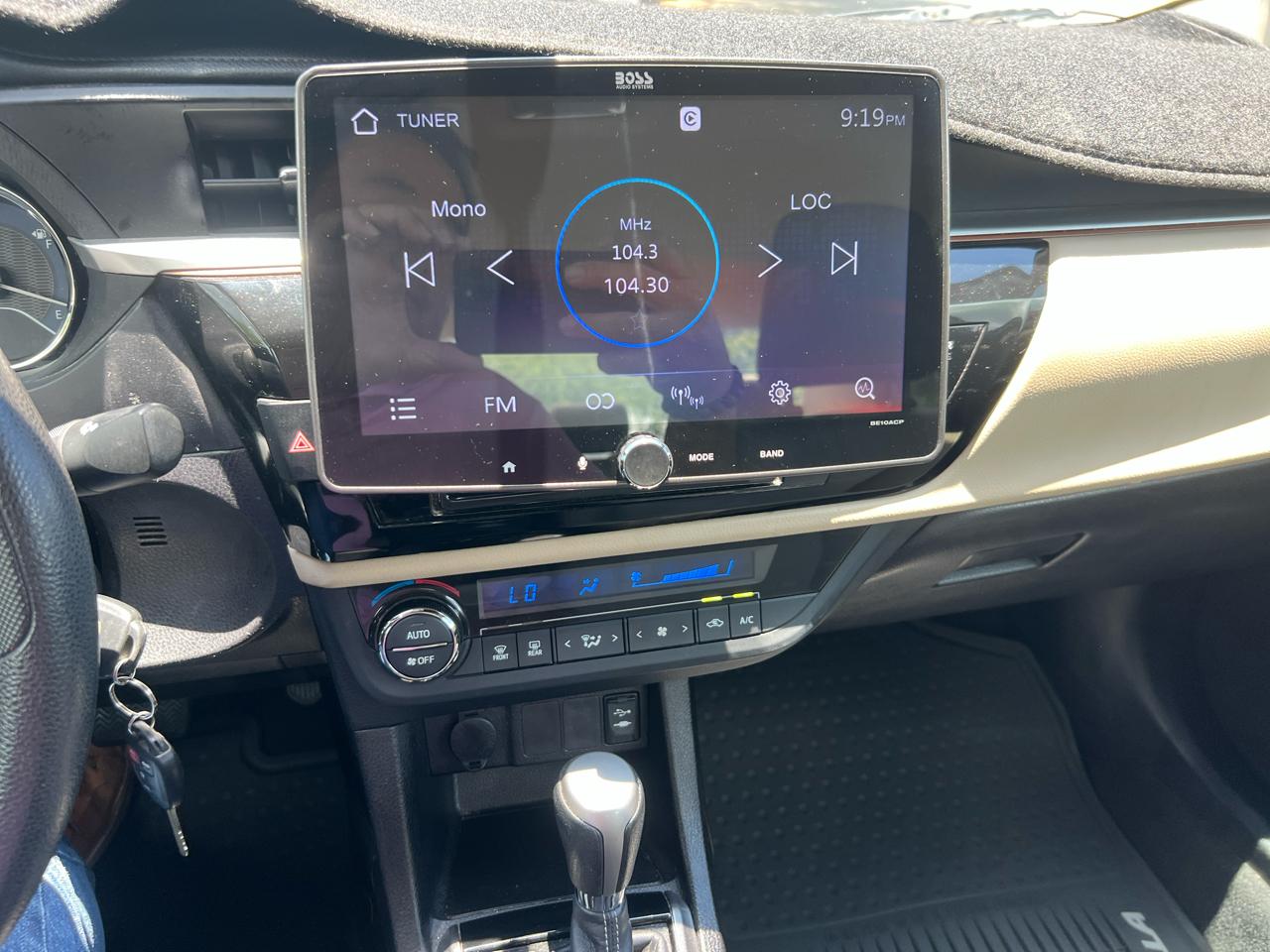 Toyota Corolla LE 2016